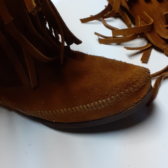Vintage Minnetonka Fringe Boots Size 7 - Picture 5 of 5
